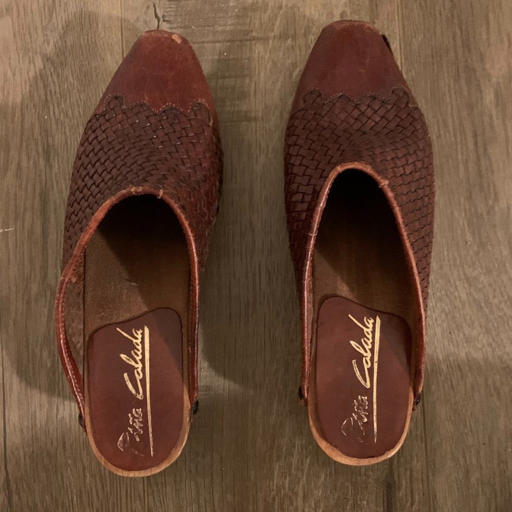 Vintage Cognac Brown Braided Leather 90s Clogs